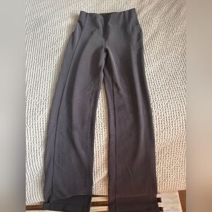 Lululemon Wide Leg Ribbed Pants - Size 4